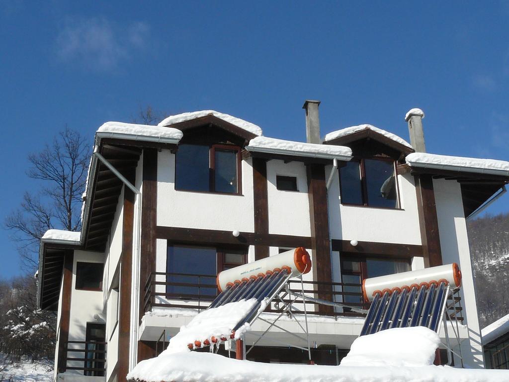 מלון Cherni Osum House Arirang מראה חיצוני תמונה