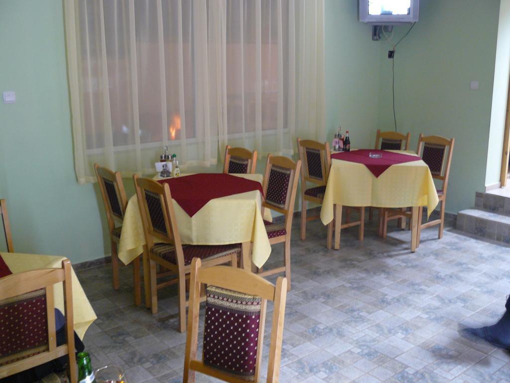 מלון Cherni Osum House Arirang מראה חיצוני תמונה